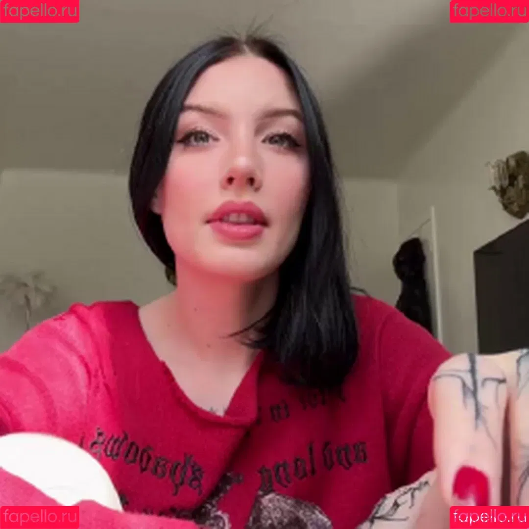 Julia Molligan Onlyfans Photo Gallery 