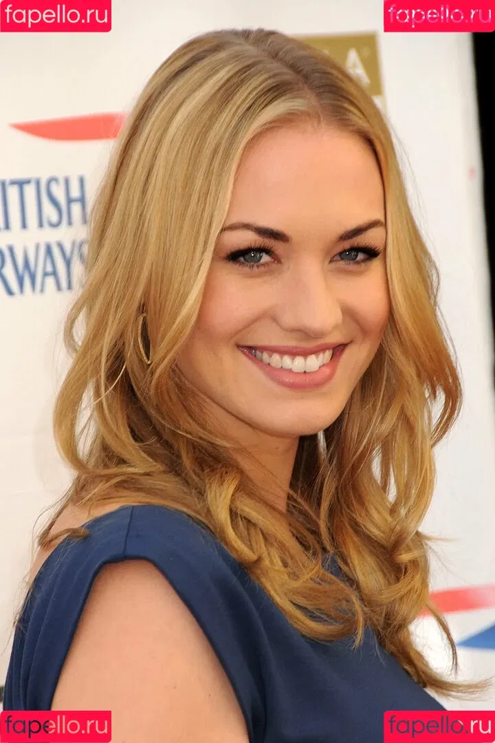 Yvonne Strahovski Onlyfans Photo Gallery 