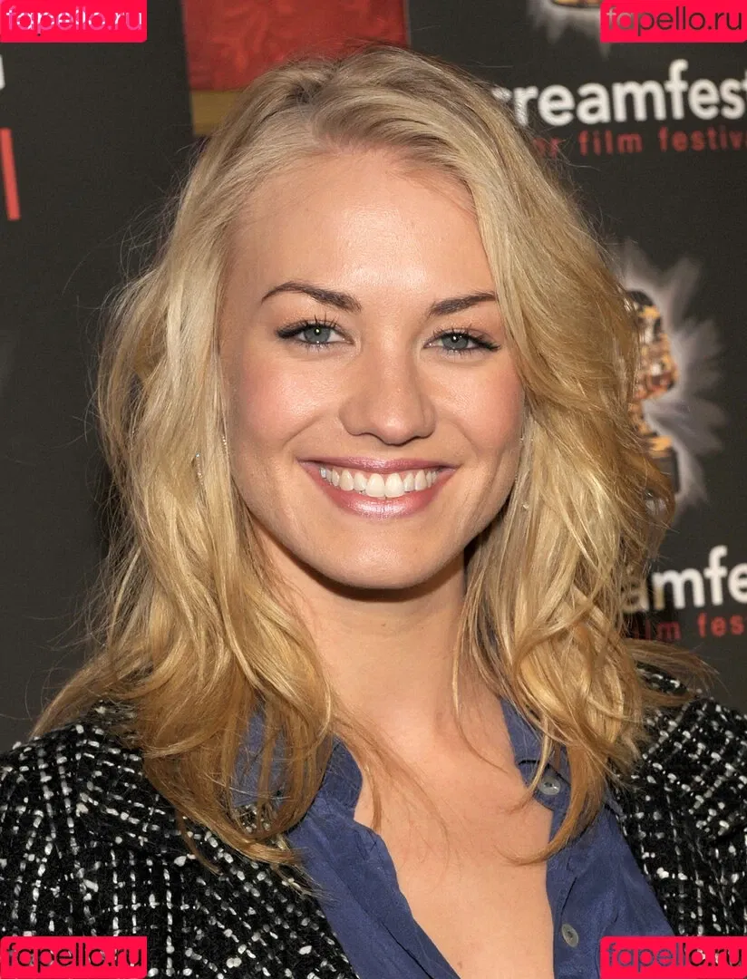 Yvonne Strahovski Onlyfans Photo Gallery 