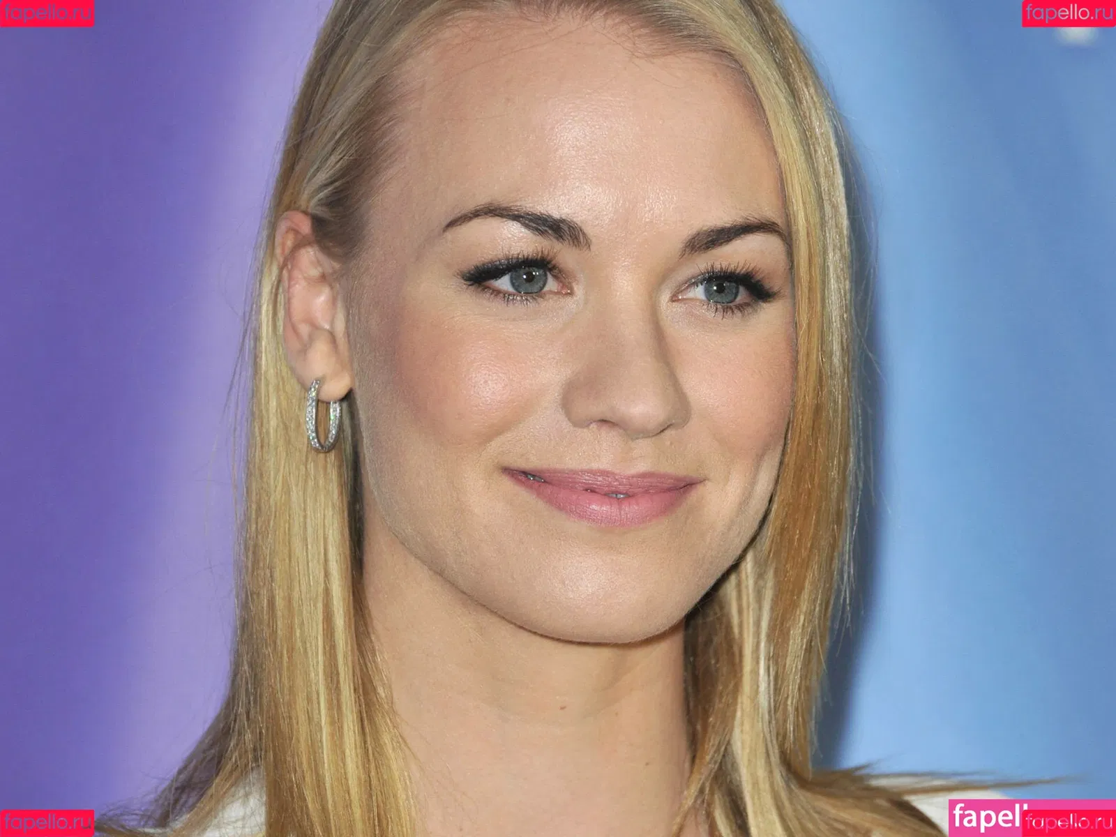Yvonne Strahovski Onlyfans Photo Gallery 