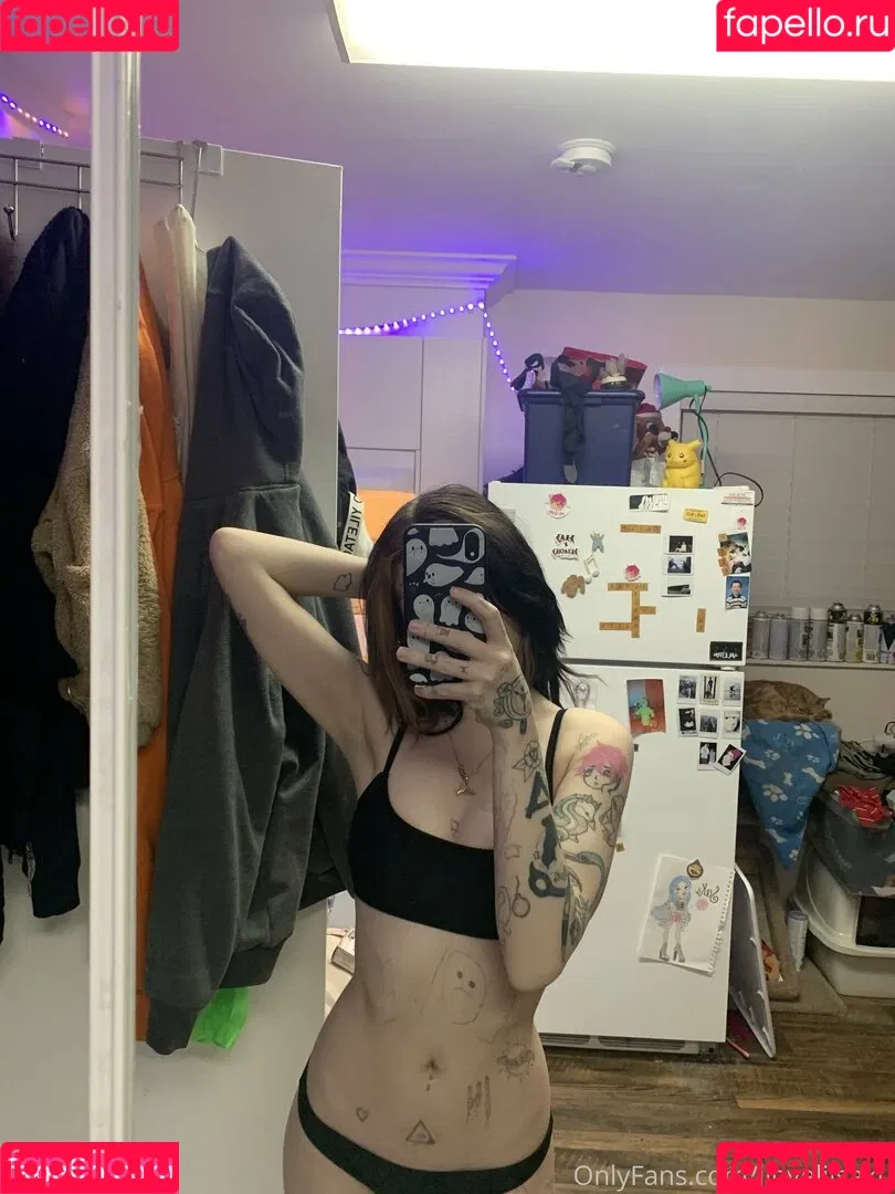 ilovelilsaku Onlyfans Photo Gallery 