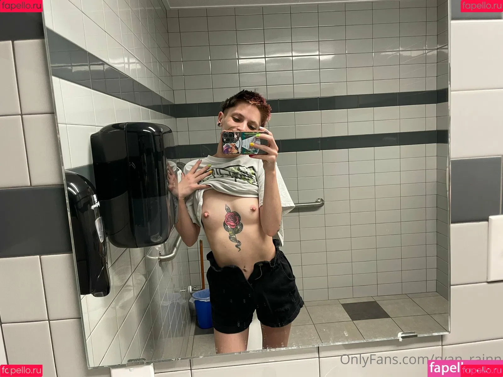 ryan_rainn Onlyfans Photo Gallery 