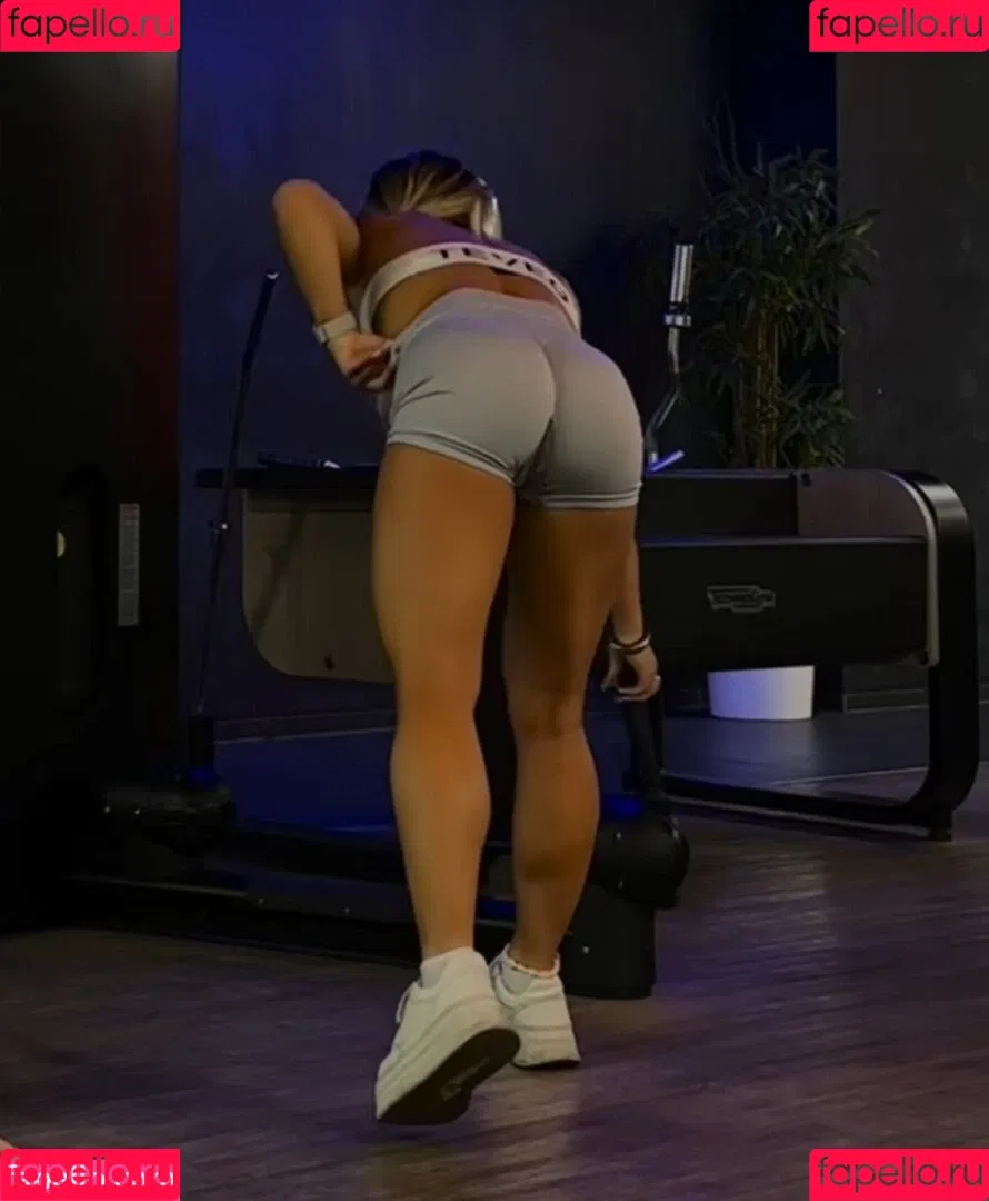 Nadine Chiara Onlyfans Photo Gallery 