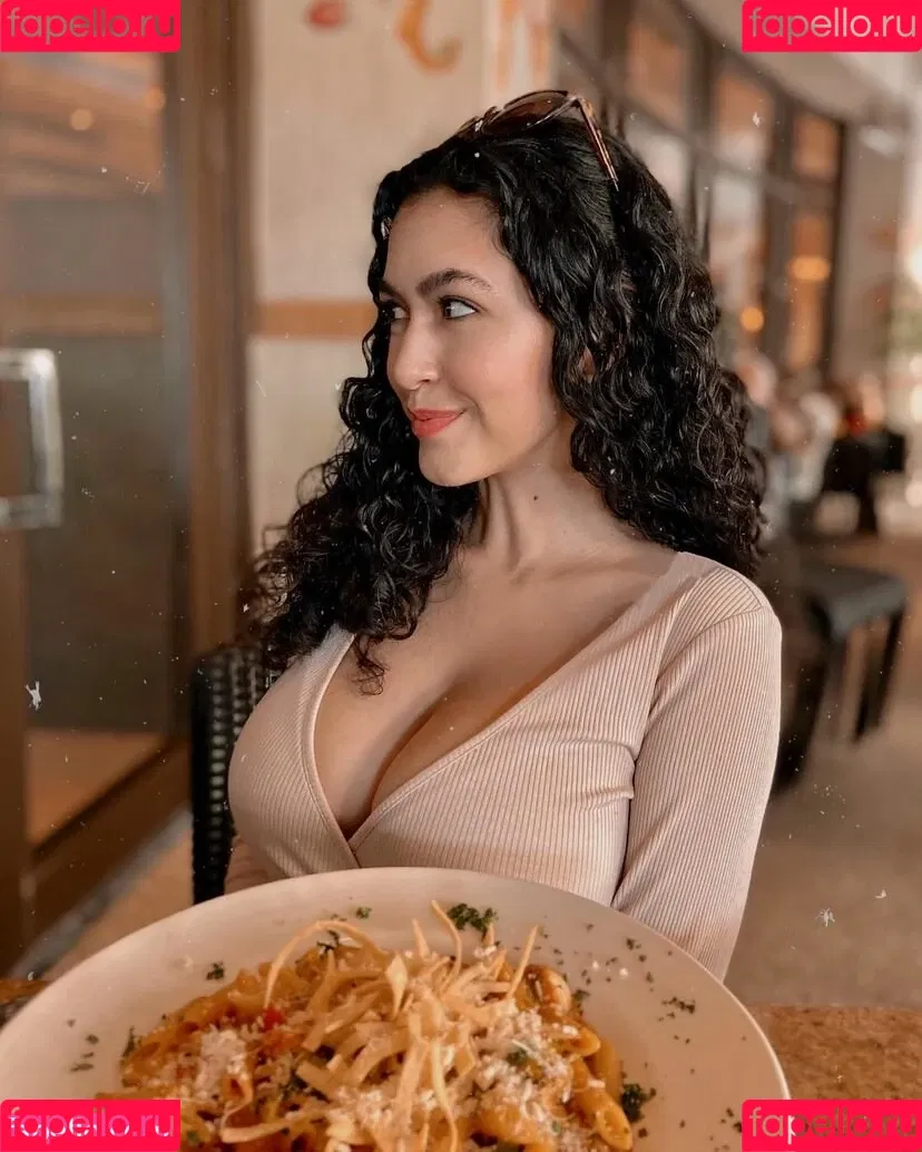 Victoria Domenech Onlyfans Photo Gallery 
