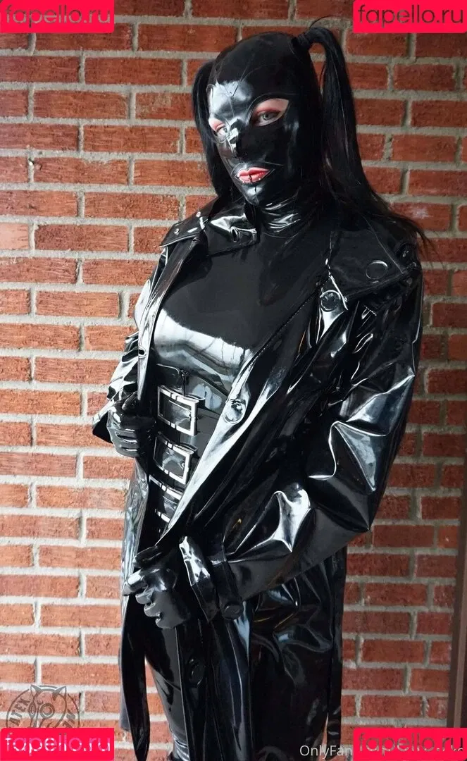 latex_neko Onlyfans Photo Gallery 
