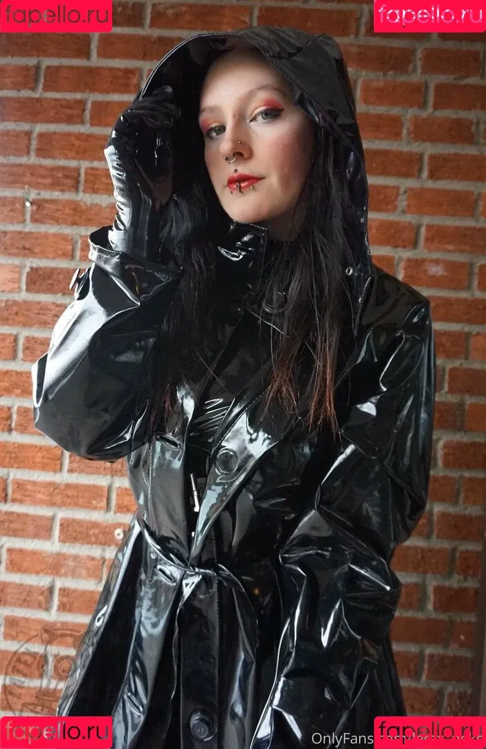 latex_neko Onlyfans Photo Gallery 