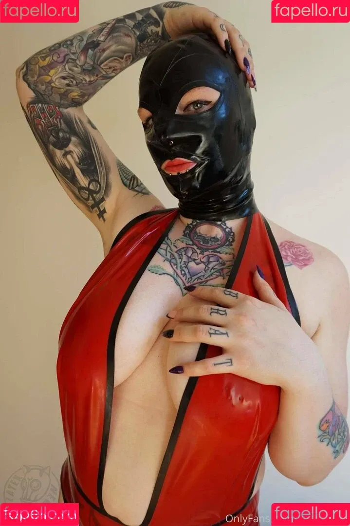 latex_neko Onlyfans Photo Gallery 