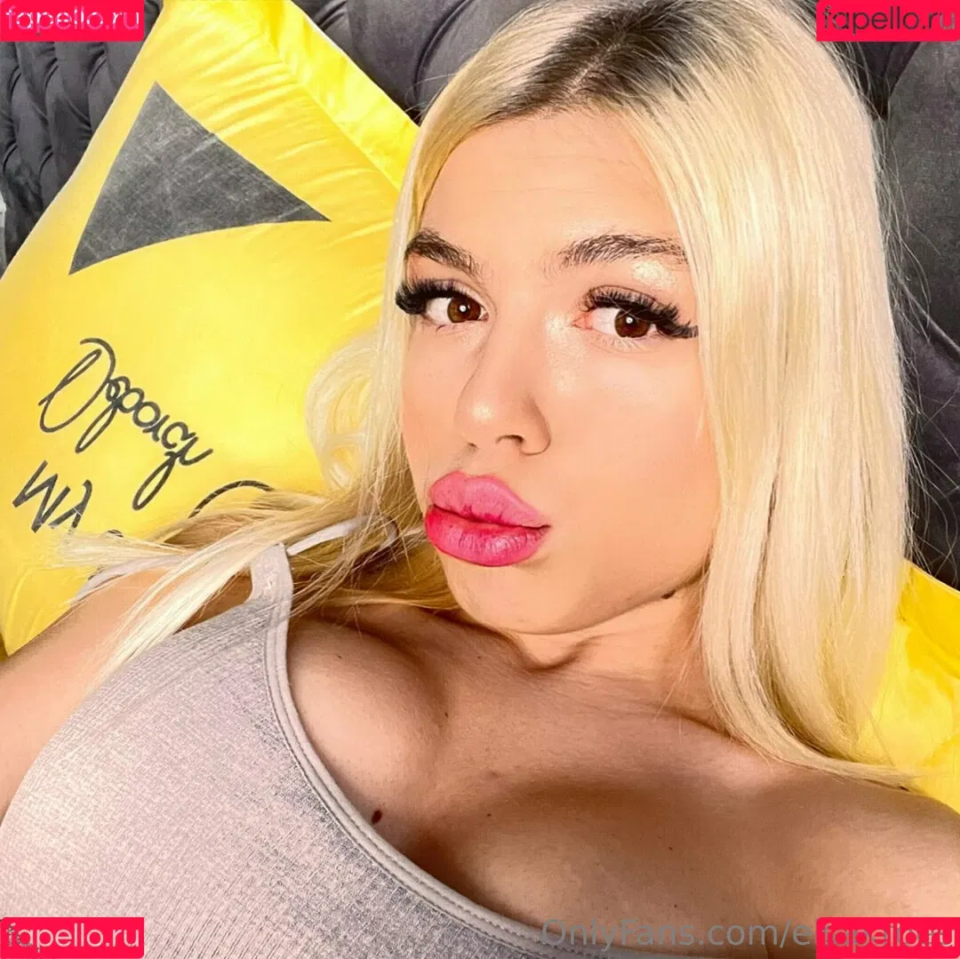 elsakroes Onlyfans Photo Gallery 