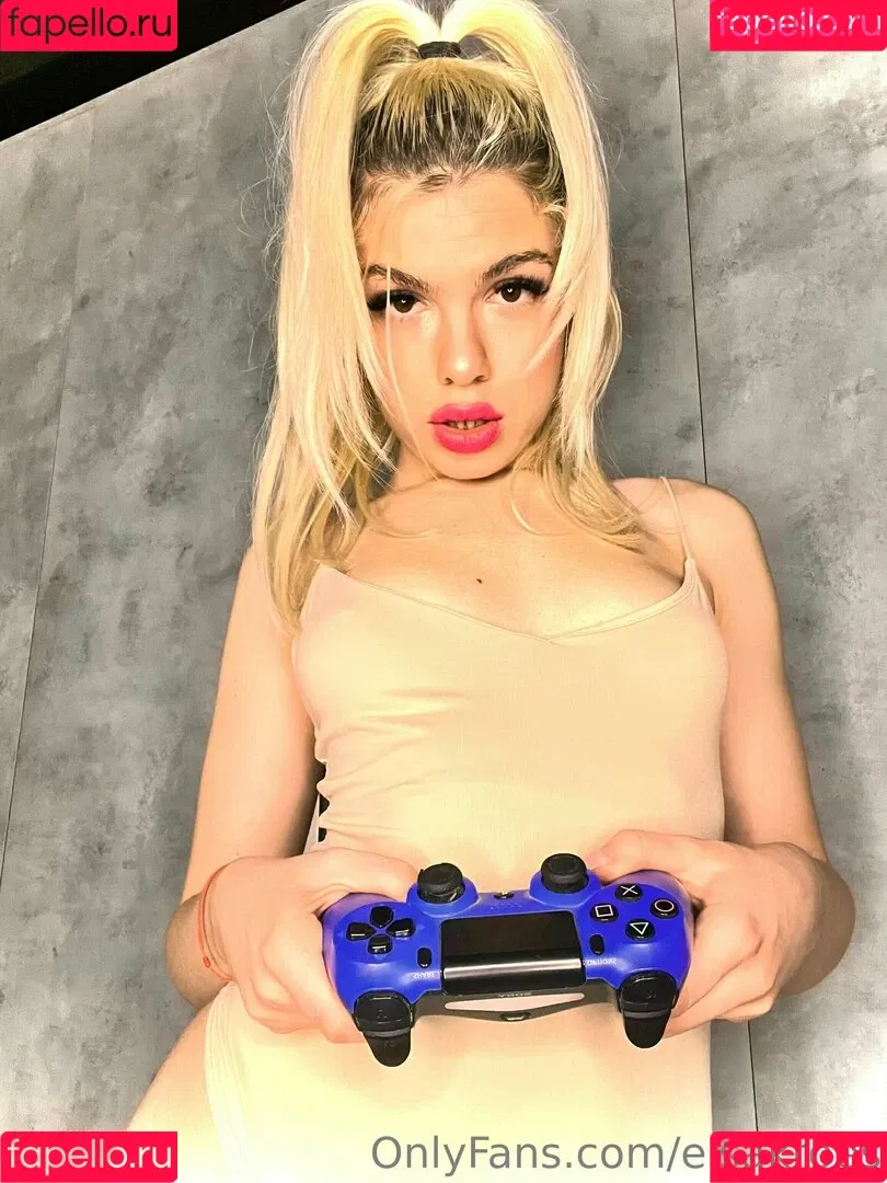elsakroes Onlyfans Photo Gallery 