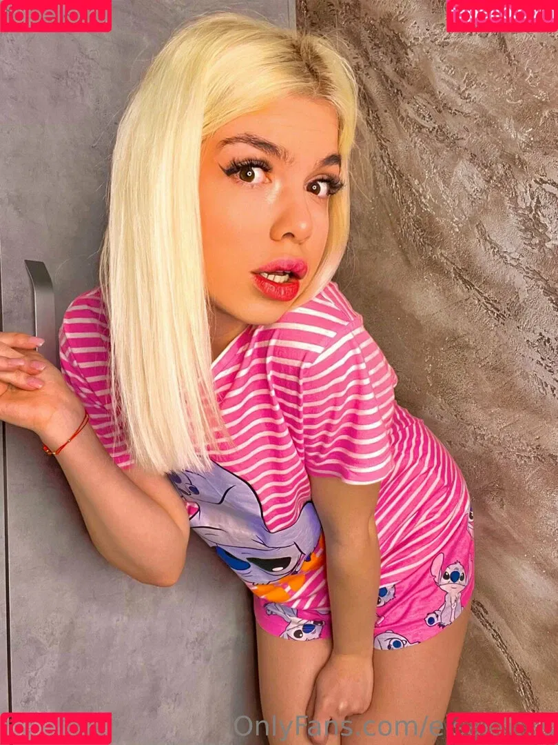 elsakroes Onlyfans Photo Gallery 