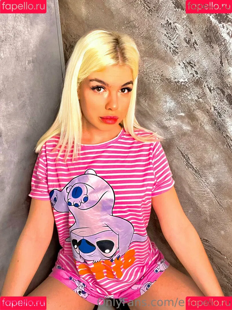 elsakroes Onlyfans Photo Gallery 