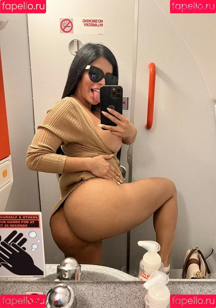 Sara Retali Onlyfans Photo Gallery 