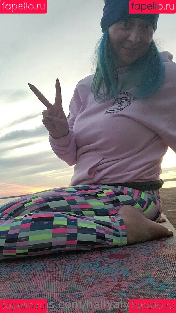 Hally Alyson Onlyfans Photo Gallery 