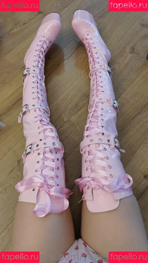 yukeshirofree Onlyfans Photo Gallery 