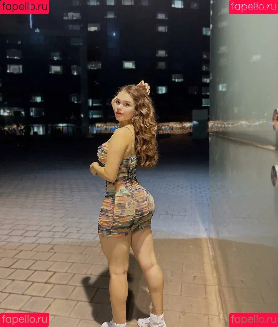 jasmin.reyeshn Onlyfans Photo Gallery 