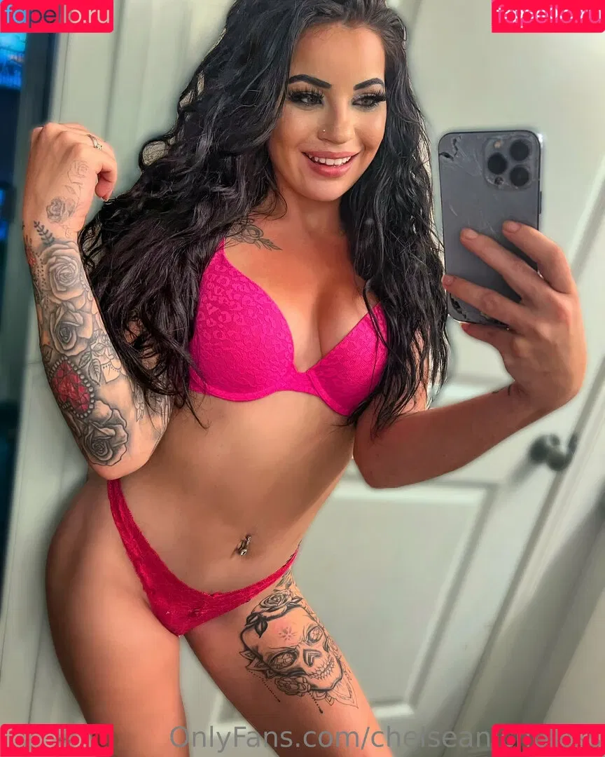 ChelseaNicholass Onlyfans Photo Gallery 
