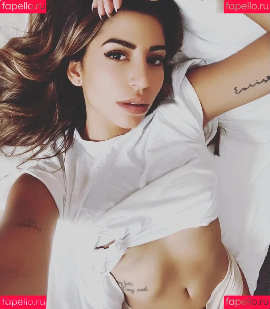Eva Benetatou Onlyfans Photo Gallery 