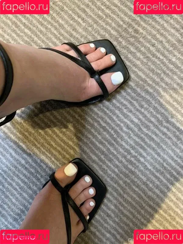 Annie Mae Onlyfans Photo Gallery 