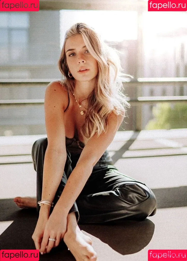 Paula Doeringer Onlyfans Photo Gallery 