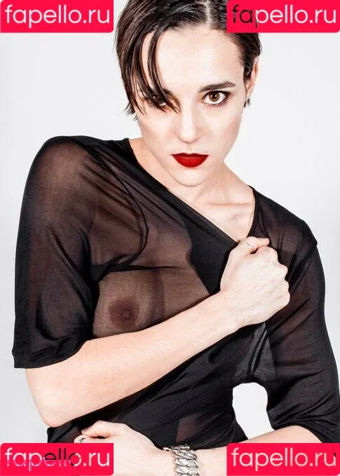 Jehnny Beth Onlyfans Photo Gallery 