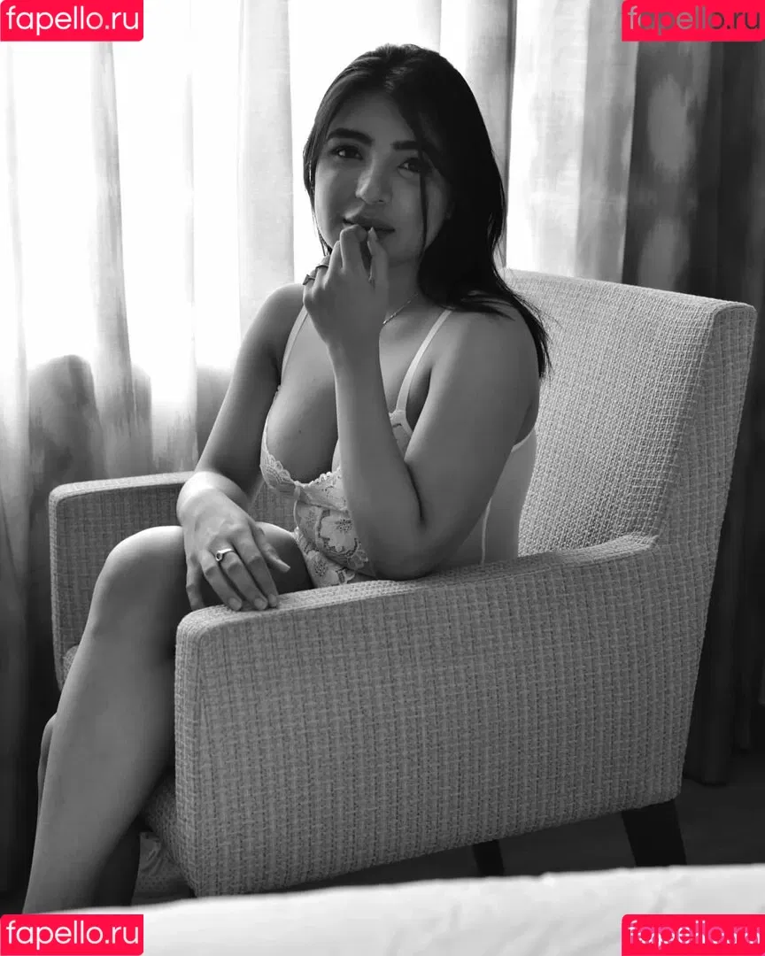 Aaditi Kohli Onlyfans Photo Gallery 