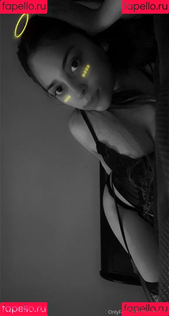 ittybittydee Onlyfans Photo Gallery 