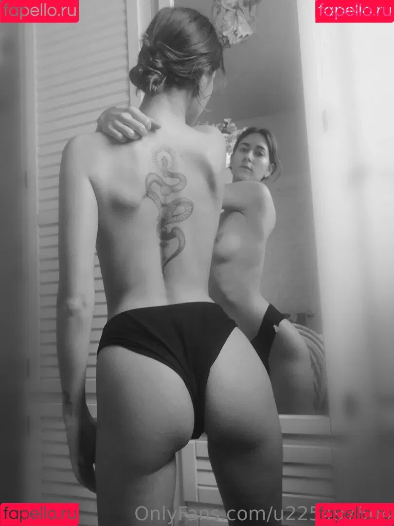 camomilleee Onlyfans Photo Gallery 