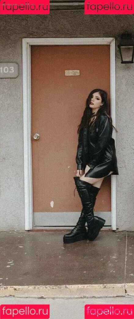 Chrissy Costansa Onlyfans Photo Gallery 