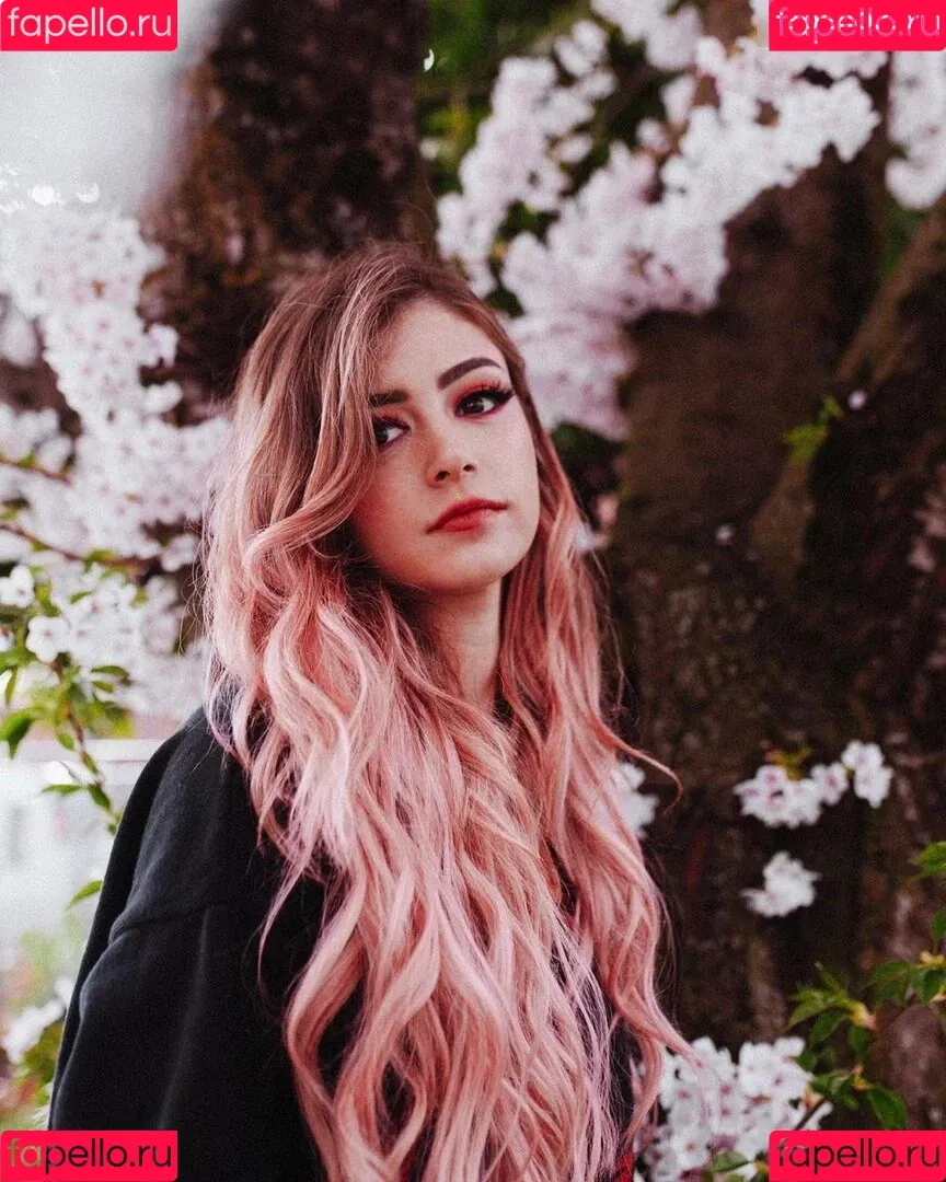 Chrissy Costansa Onlyfans Photo Gallery 