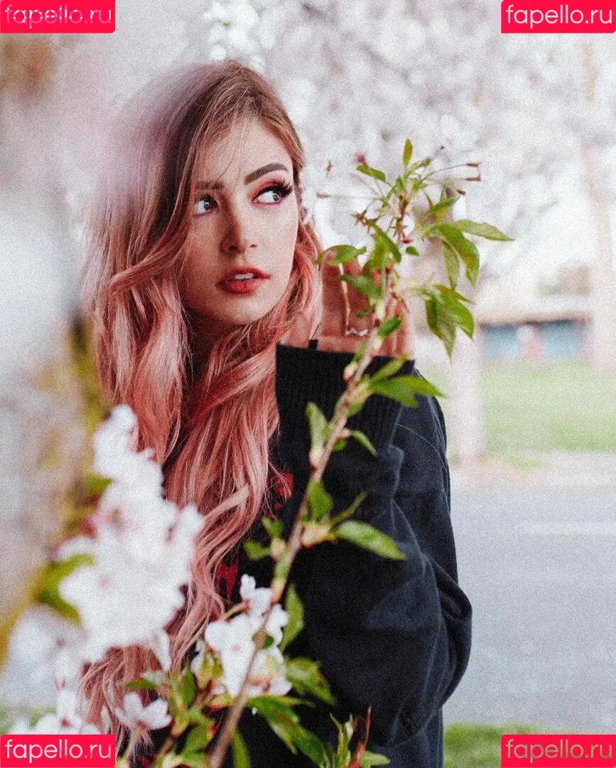 Chrissy Costansa Onlyfans Photo Gallery 