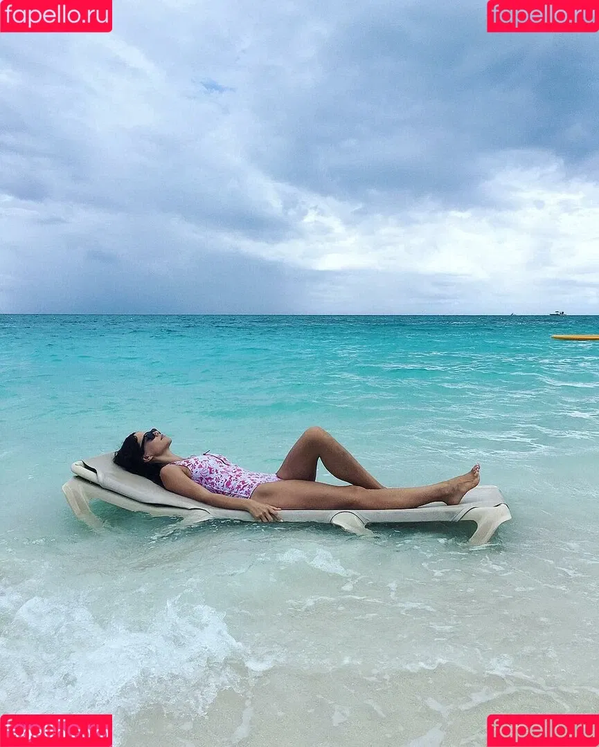 Tammin Sursok Onlyfans Photo Gallery 