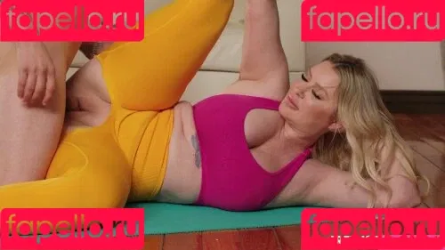 Jenna Starr Onlyfans Photo Gallery 