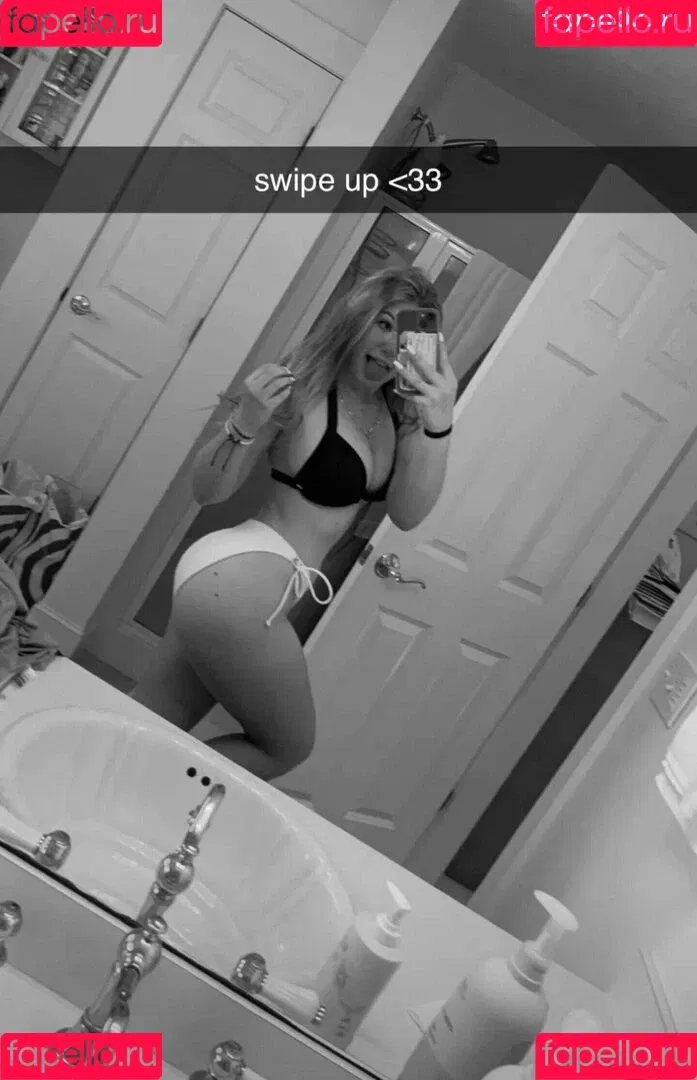 Elsuzannee Onlyfans Photo Gallery 