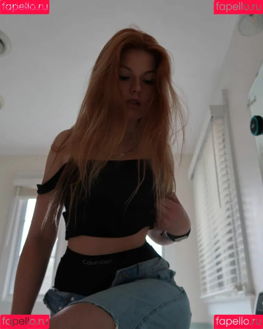 Elsuzannee Onlyfans Photo Gallery 