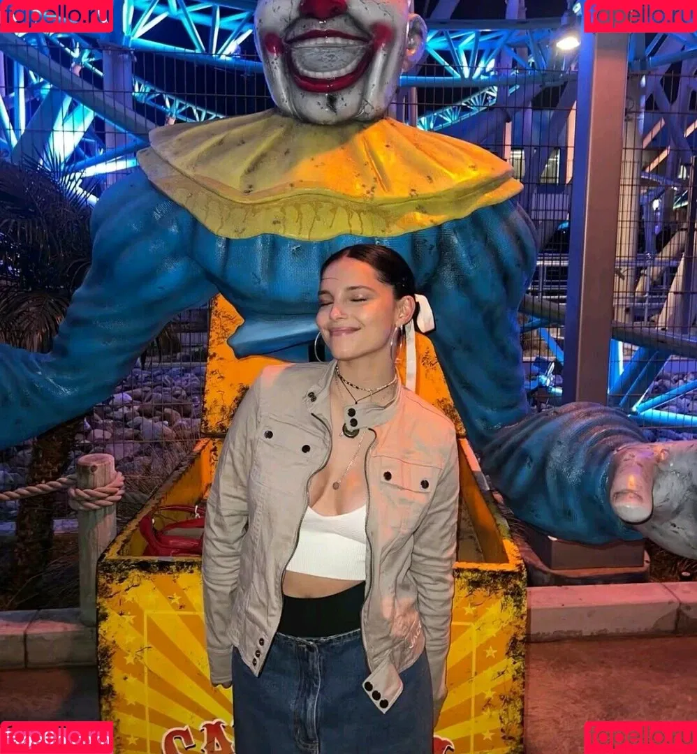 Inde Navarrette Onlyfans Photo Gallery 