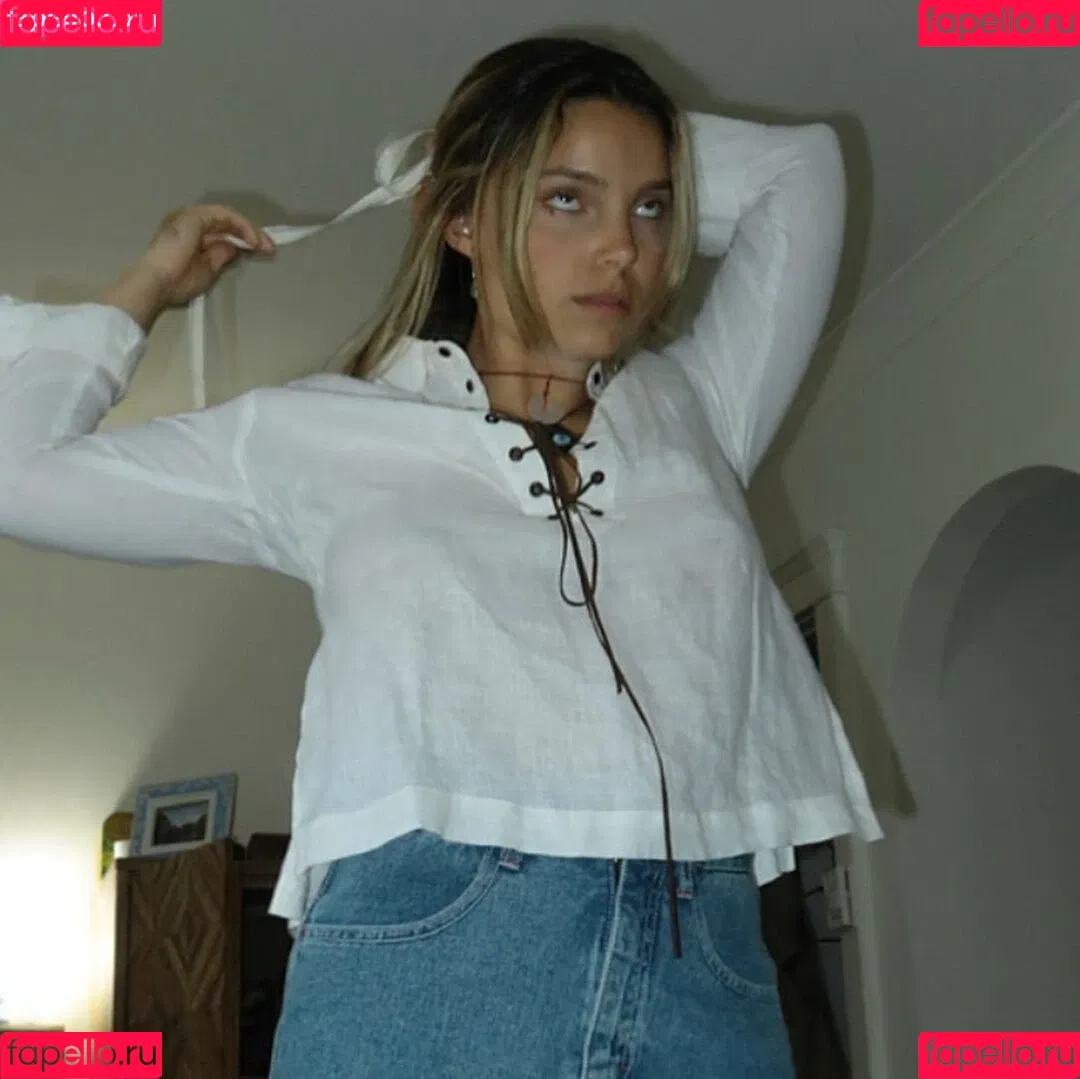 Inde Navarrette Onlyfans Photo Gallery 