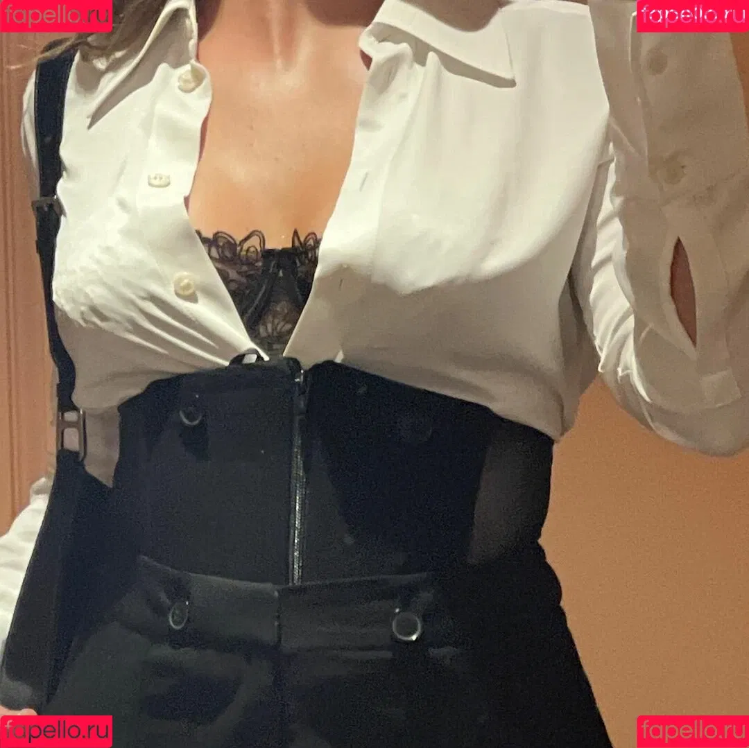 Inde Navarrette Onlyfans Photo Gallery 