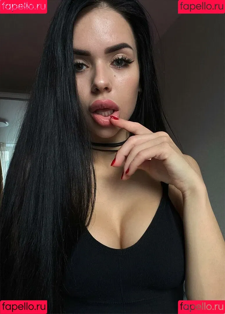 TinaKross Onlyfans Photo Gallery 