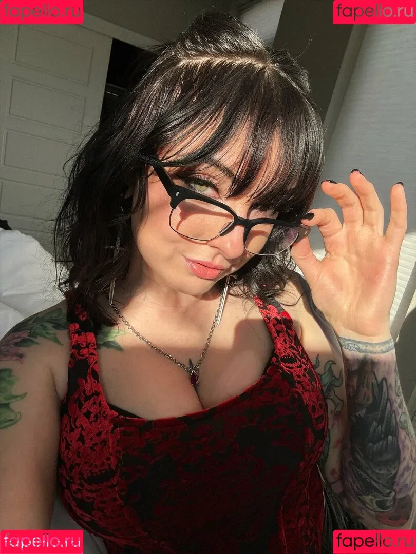 Lizzi Blake Onlyfans Photo Gallery 
