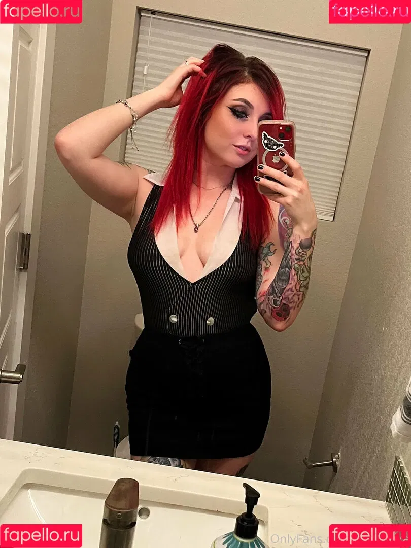 Lizzi Blake Onlyfans Photo Gallery 