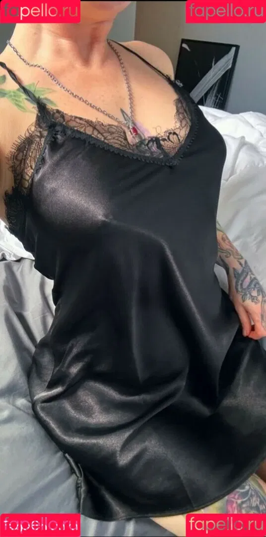 Lizzi Blake Onlyfans Photo Gallery 