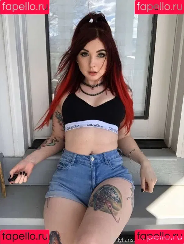 Lizzi Blake Onlyfans Photo Gallery 