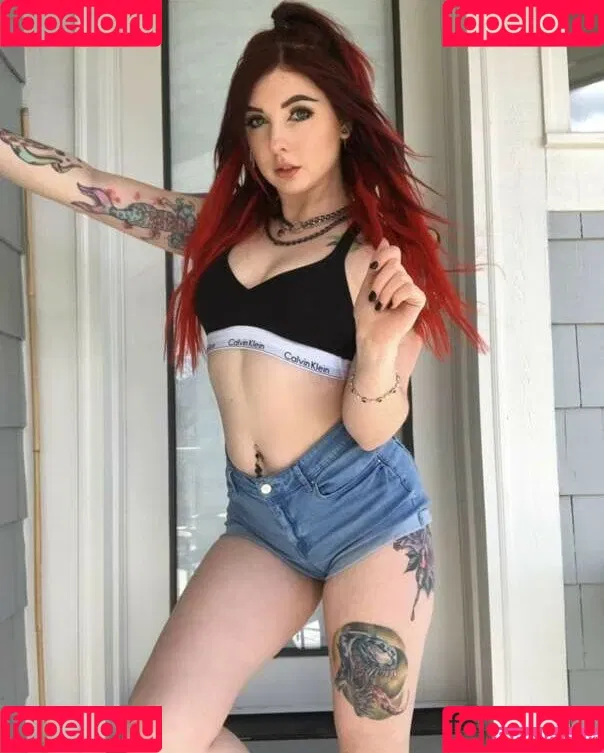 Lizzi Blake Onlyfans Photo Gallery 