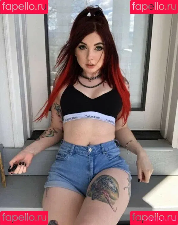 Lizzi Blake Onlyfans Photo Gallery 