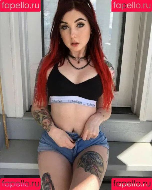 Lizzi Blake Onlyfans Photo Gallery 