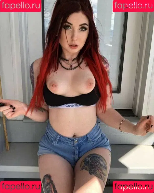 Lizzi Blake Onlyfans Photo Gallery 