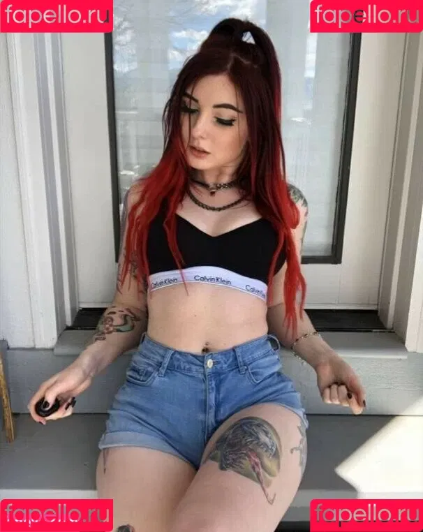 Lizzi Blake Onlyfans Photo Gallery 
