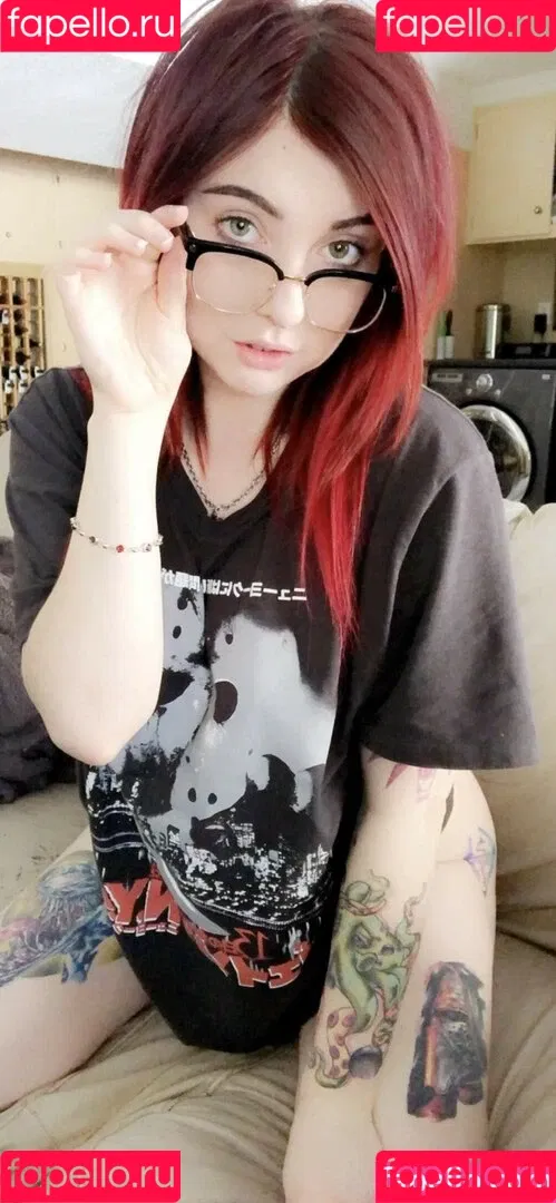 Lizzi Blake Onlyfans Photo Gallery 