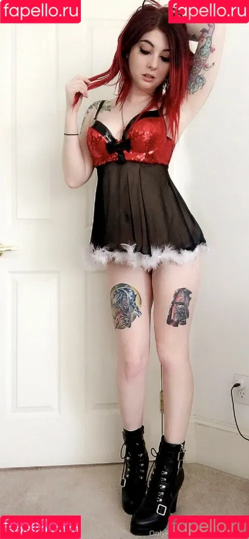Lizzi Blake Onlyfans Photo Gallery 