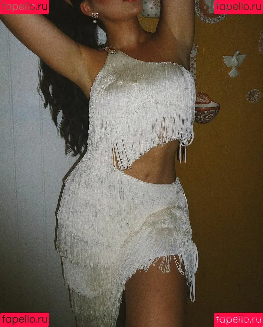 Vivi Wanderley Onlyfans Photo Gallery 